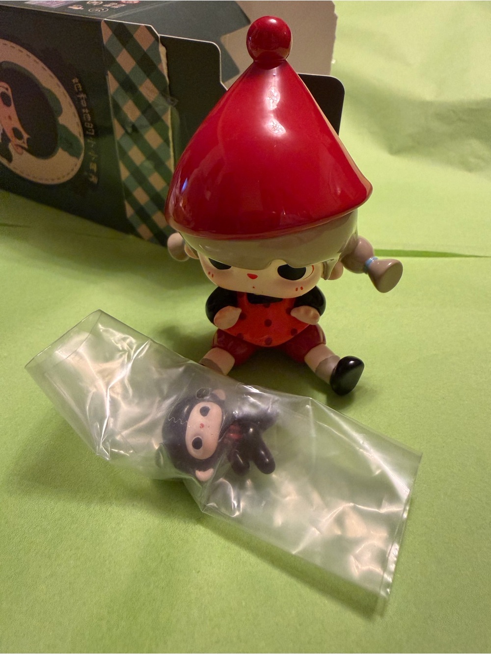 TUTU bear Her & Her Little World" collectible figure- Kiki - Tutu